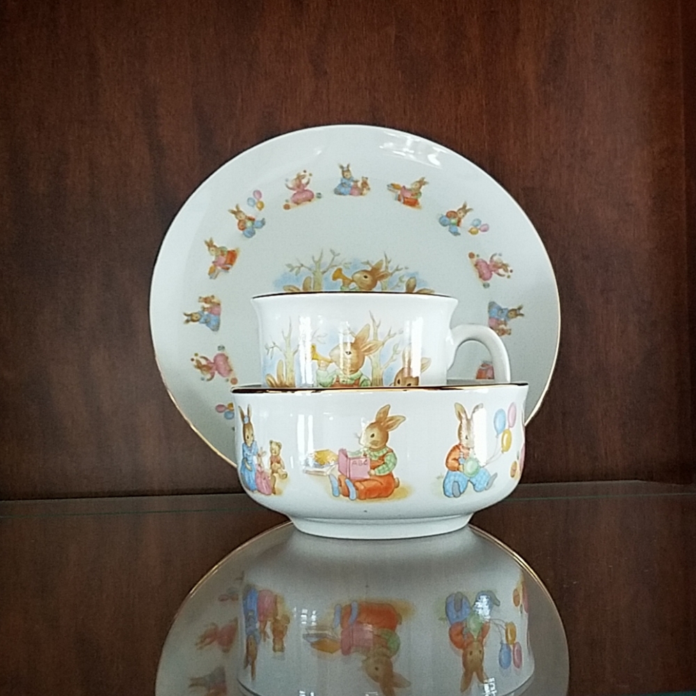 ❄Mount Clemens POTTERY of PETER RABBIT